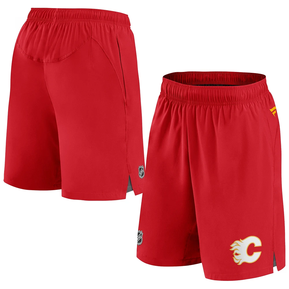 Fanatics pour hommes, rouge, Flames de Calgary Authentic Pro Tech - Short