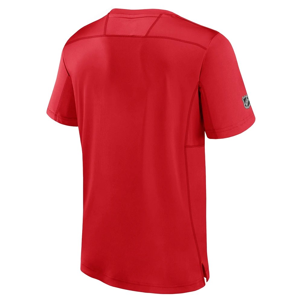 T-shirt authentique Pro Tech Fanatics rouge des Flames de Calgary pour hommes