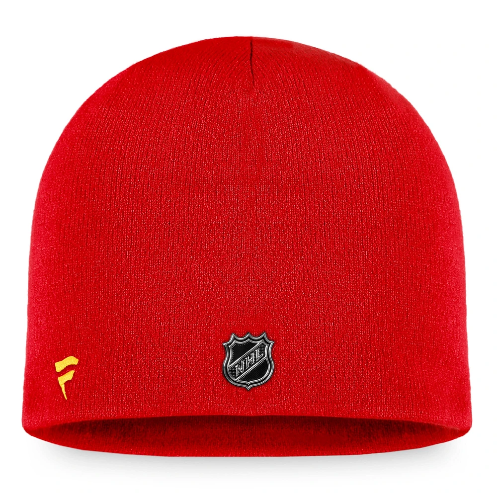 Bonnet en tricot rouge authentique Pro Training Camp des Flames de Calgary Fanatics pour hommes