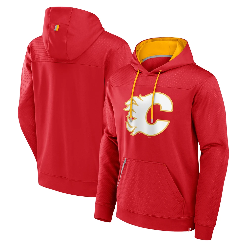 Men's Fanatics  Red Calgary Flames Defender Pullover Hoodie