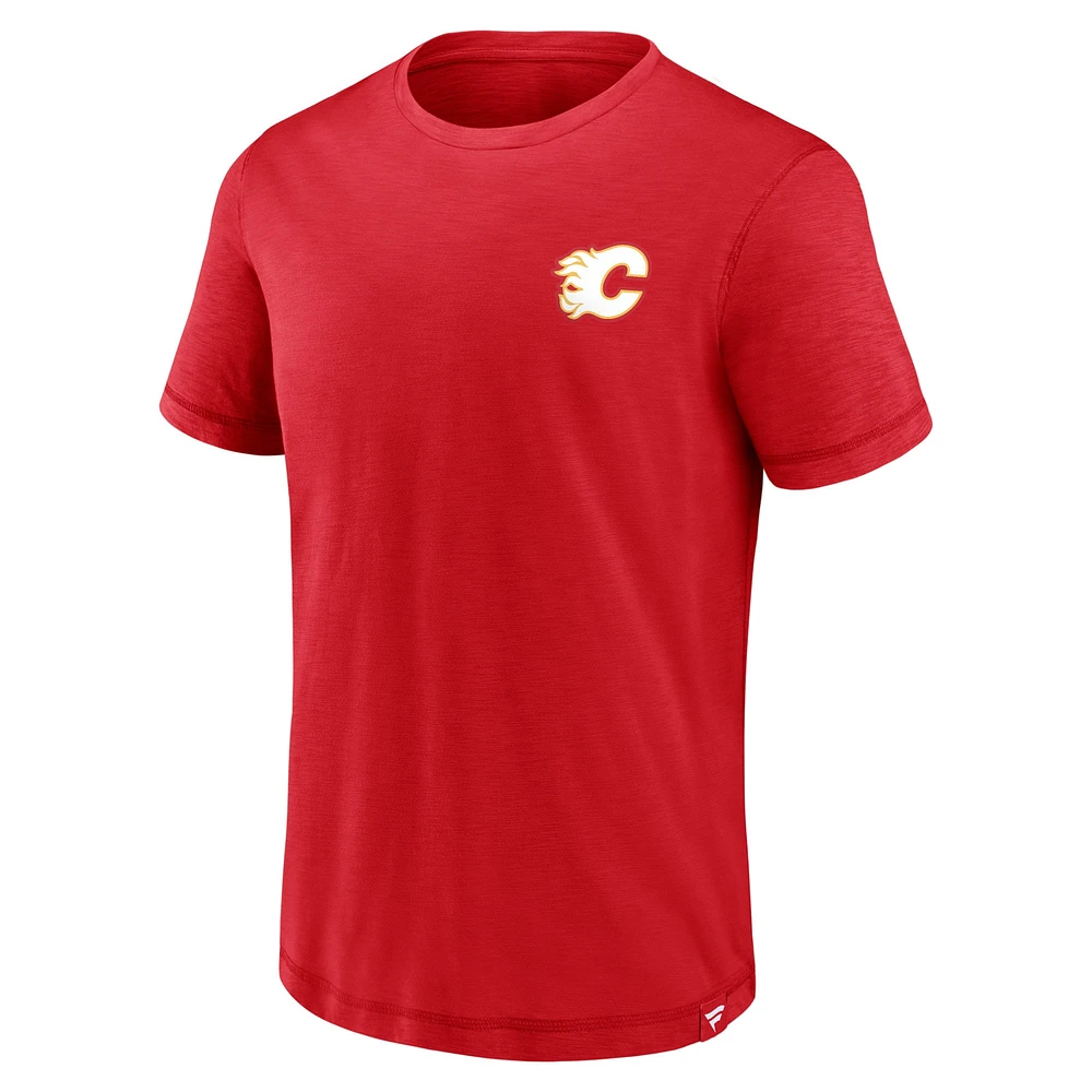 T-shirt rouge Fanatics pour hommes des Flames de Calgary Fundamental High Stick