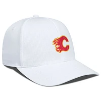 Casquette ajustable structurée Zephyr Insignia Core pour homme des Flames de Calgary de Levelwear, blanche