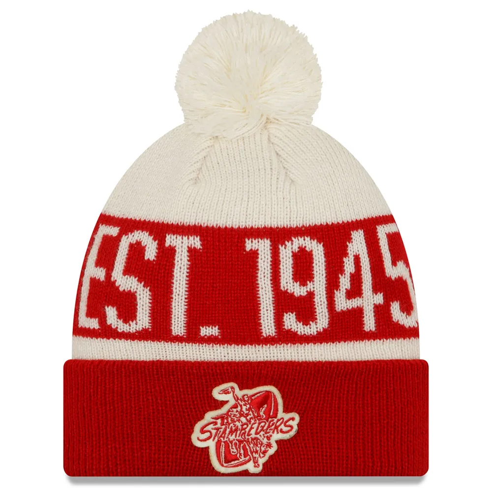 Tuque Turf Traditions des Stampeders de Calgary rouge New Era pour homme - Bonnet en tricot à revers avec pompons