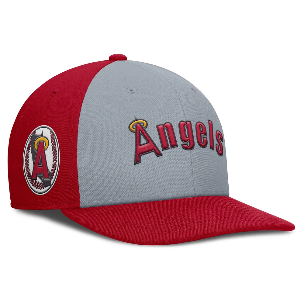 Casquette Nike Pro Performance Snapback grise/rouge California Angels Cooperstown Collection pour homme