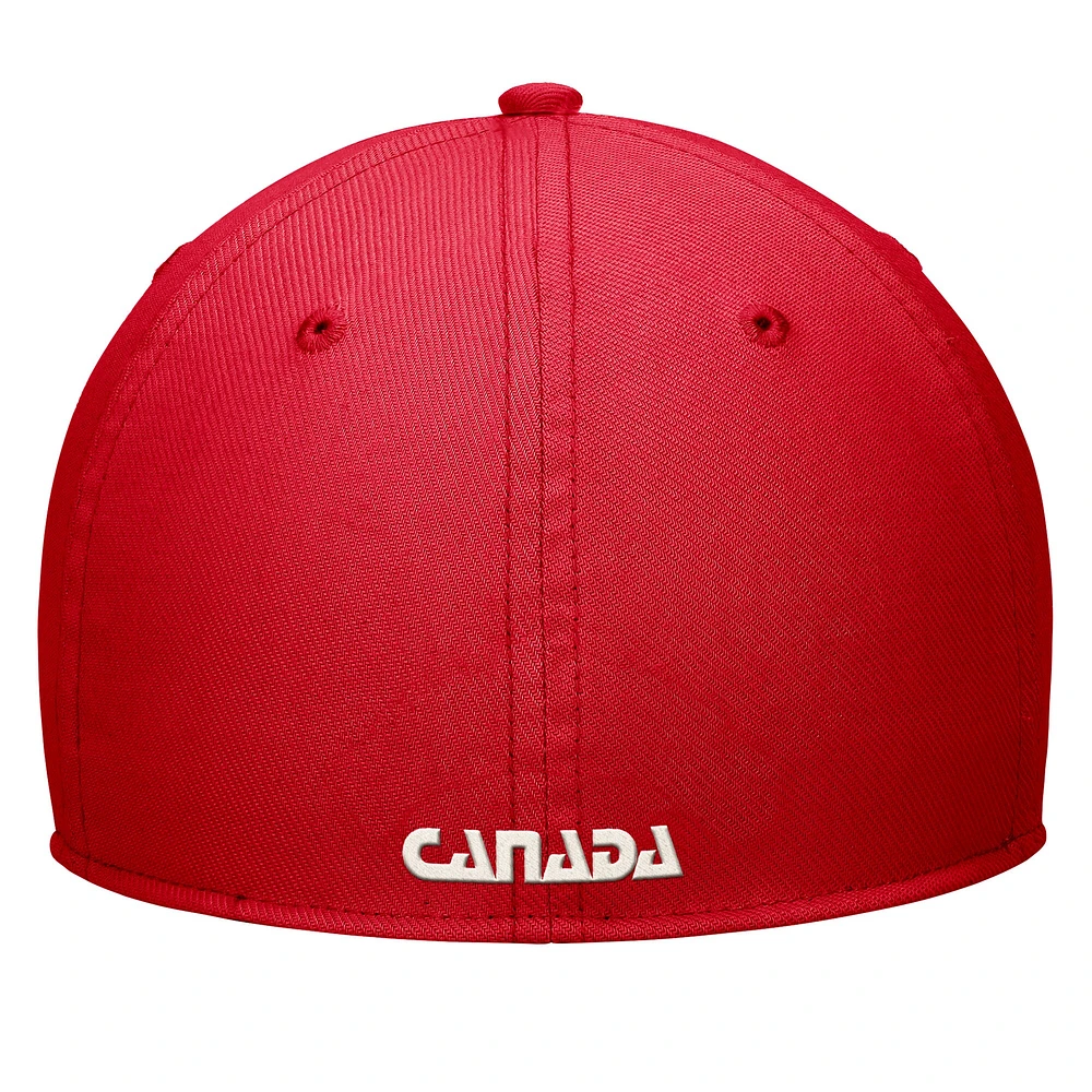 Casquette Nike Canada Soccer Rise Swoosh Performance Flex rouge pour homme