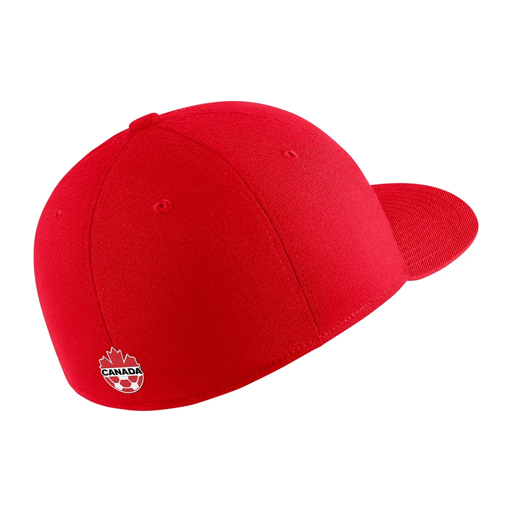 Men's Nike Red Canada Soccer Team Swoosh Performance - Flex Fit Hat