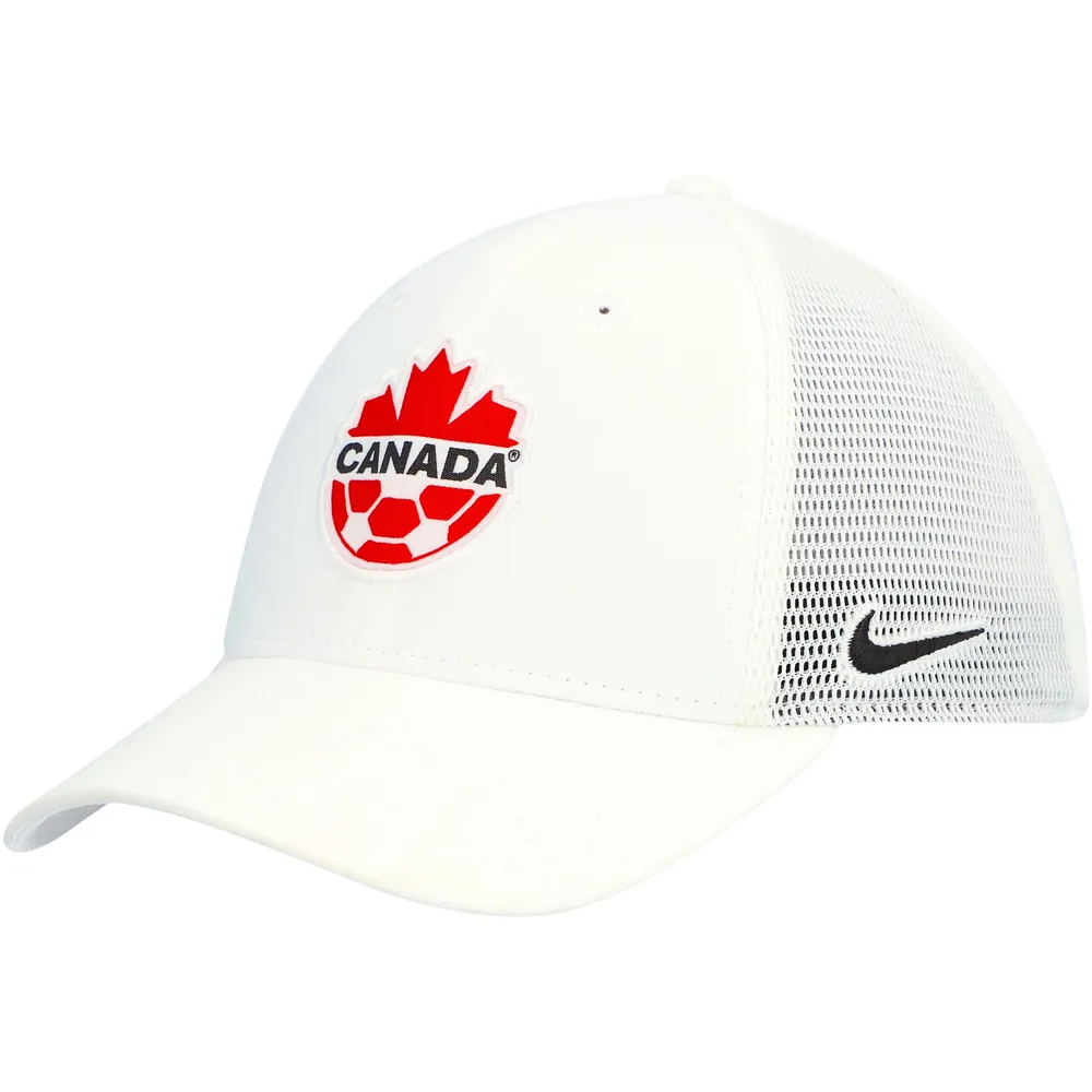 Casquette Nike Legacy91 Aerobill Performance Flex de Canada Soccer pour hommes, blanche