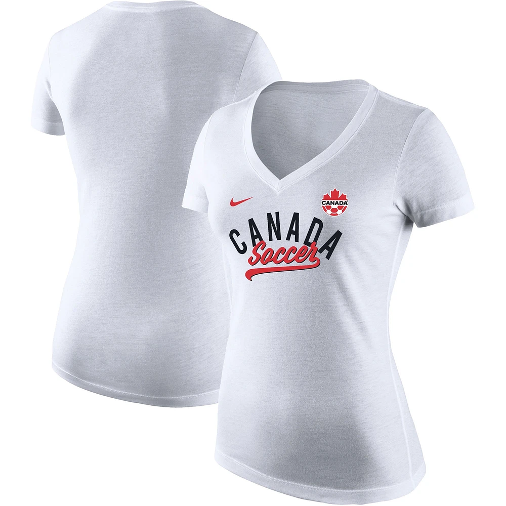 T-shirt à encolure en V trois mélanges pour femmes de l'équipe nationale du Canada contre tout le monde Nike femmes, blanc