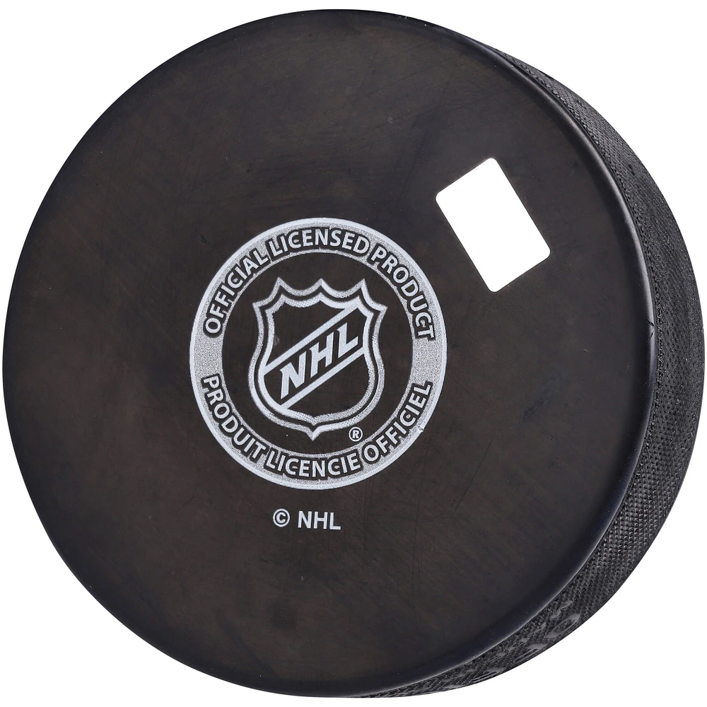 Rondelle de hockey autographiée par Brent Burns des Hurricanes de la Caroline