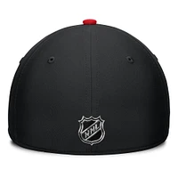 Casquette Fanatics noire/rouge pour homme Authentic Pro Rink Flex des Hurricanes de la Caroline