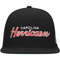 Casquette Snapback Core Team Script 2.0 noire des Hurricanes de la Caroline Mitchell & Ness pour hommes