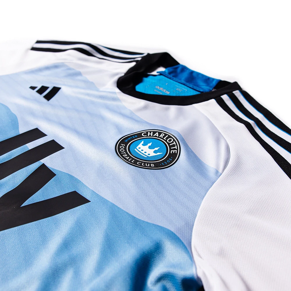 Kit adidas Brandt Bronico Charlotte FC 2024 The Carolina pour homme : découvrez le maillot de joueur authentique