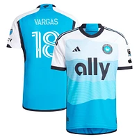 Kit adidas Kerwin Vargas Charlotte FC 2024 The Carolina pour homme : découvrez le maillot de joueur authentique