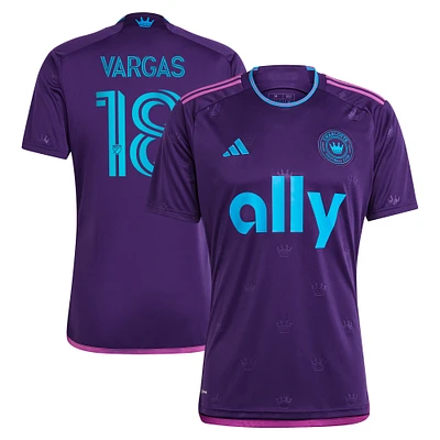 Maillot de joueur réplique adidas Kerwin Vargas violet Charlotte FC 2023 Crown Jewel Kit pour hommes