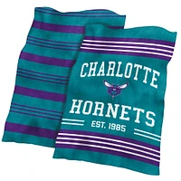 Couverture en peluche à blocs de couleurs Charlotte Hornets 60'' x 70''