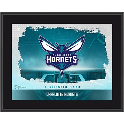 Plaque horizontale encadrée avec logo de l'équipe sublimée de 10,5" x 13" des Charlotte Hornets