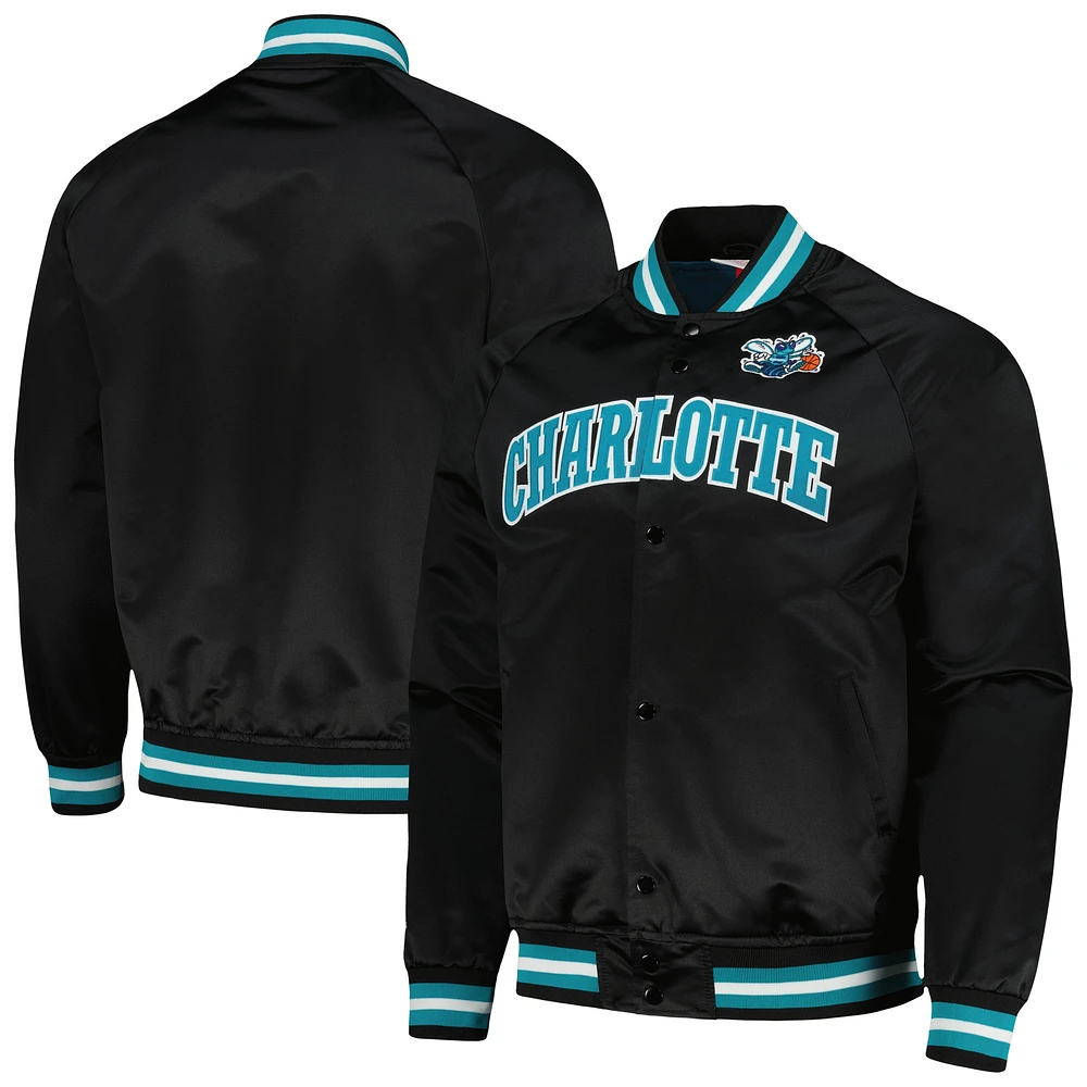 Veste noire à bouton-pression Charlotte Hornets Hardwood Classics Throwback Wordmark Raglan de Mitchell & Ness pour hommes