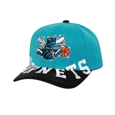 Men's Mitchell & Ness Teal/Black Charlotte Hornets Underarch Two-Tone Pro Crown Snapback Hat