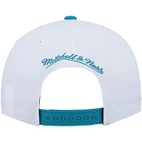 Men's Mitchell & Ness White/Teal Charlotte Hornets Hardwood Classics Snapback Hat