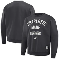 Sweat-shirt en peluche NBA x Staple anthracite Charlotte Hornets Pigeon pour hommes