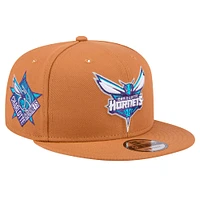 Casquette Snapback 9FIFTY Charlotte Hornets de New Era pour homme, couleur tan