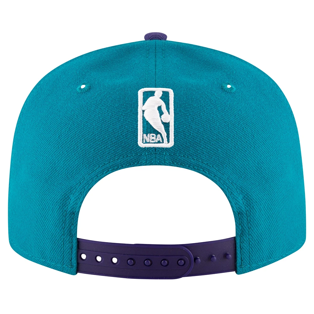 Casquette Snapback 9FIFTY Charlotte Hornets New Era pour hommes, bleu sarcelle/violet, couleur officielle de l'équipe, 2 tons