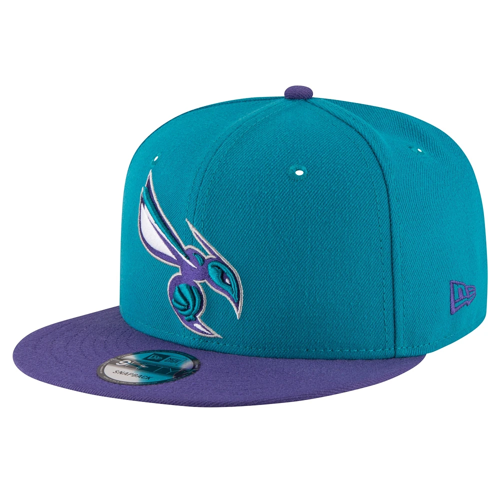 Casquette Snapback 9FIFTY Charlotte Hornets New Era pour hommes, bleu sarcelle/violet, couleur officielle de l'équipe, 2 tons