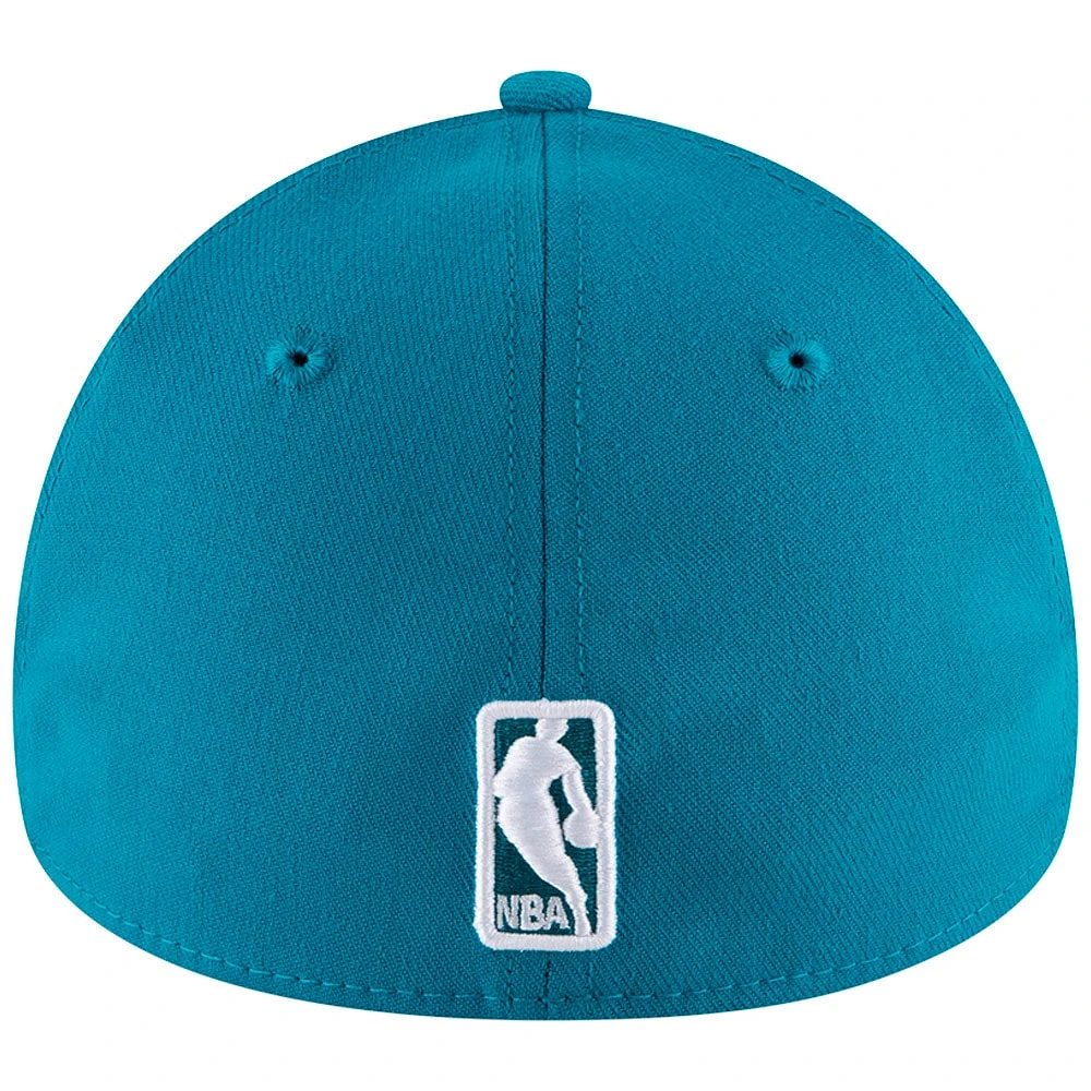 Men's New Era Teal Charlotte Hornets Team Classic 39THIRTY Flex Hat