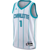 Maillot Nike LaMelo Ball Swingman Charlotte Hornets blanc pour jeune - Édition Association