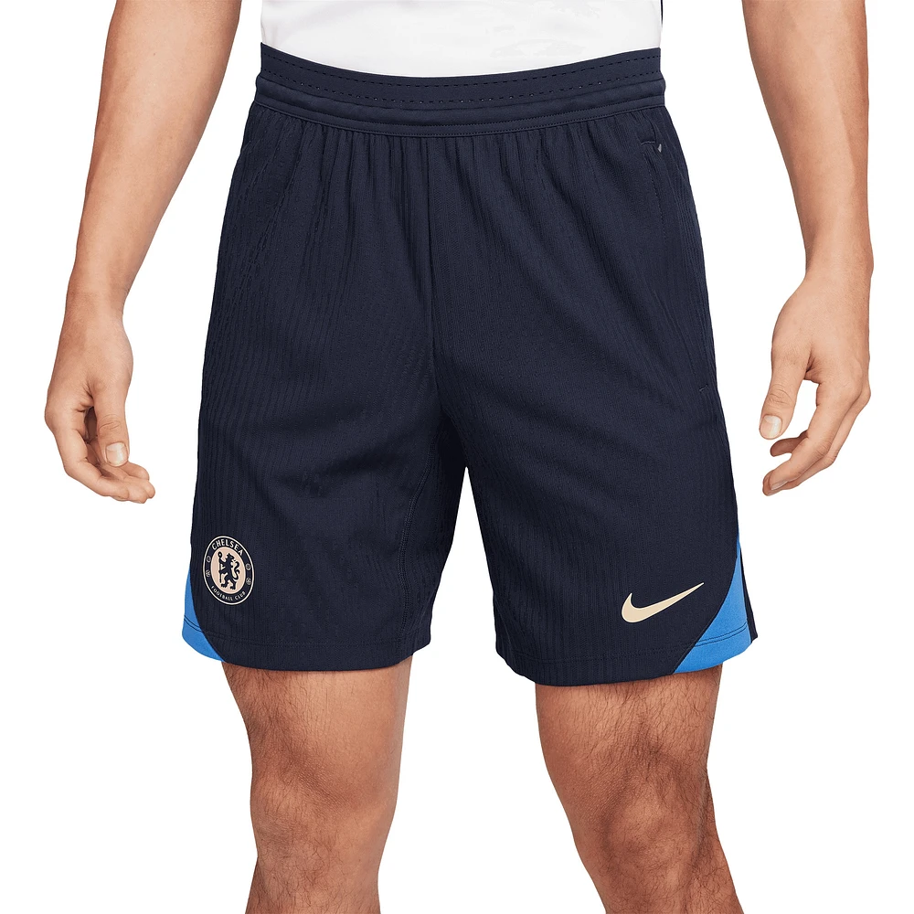 Short Nike bleu marine Chelsea 2024/25 Advance Strike pour homme