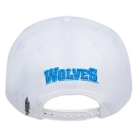 Casquette Snapback en laine blanche Pro Standard pour homme Cheyney Wolves