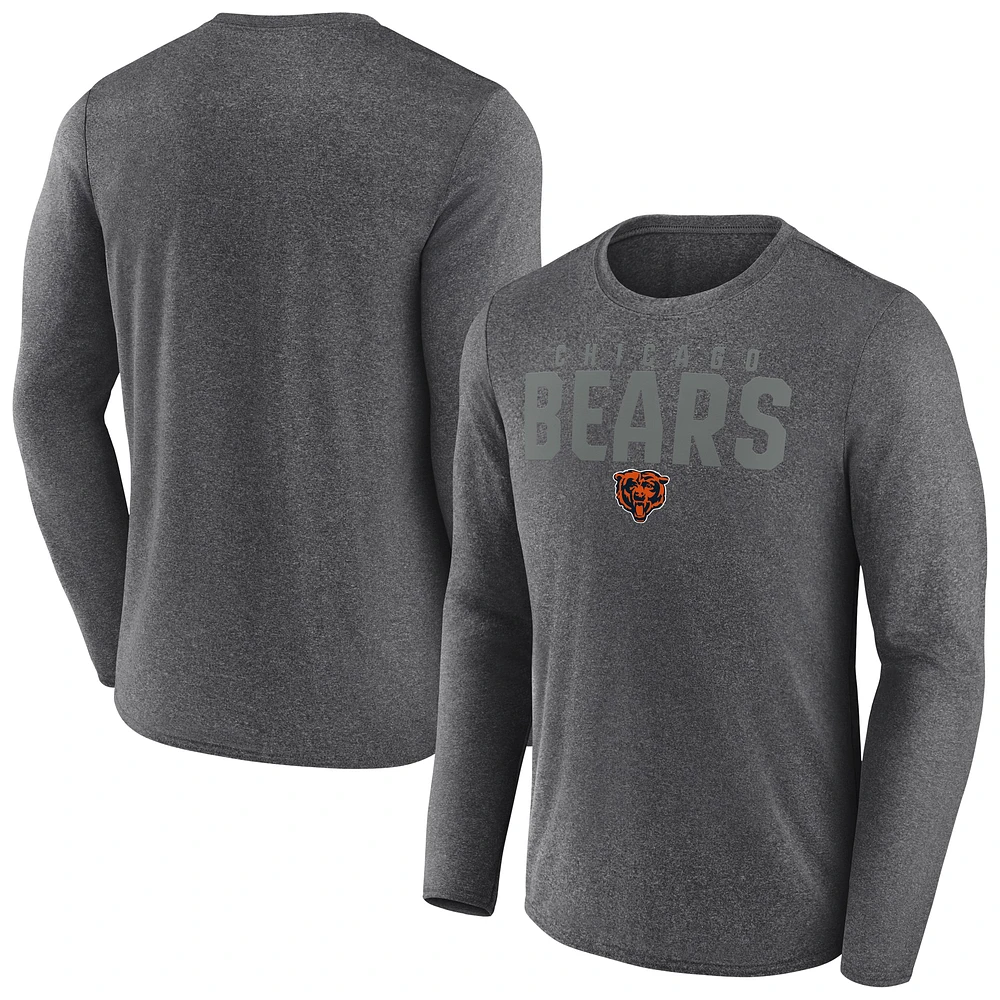 T-shirt à manches longues Fanatics Heather Charcoal Chicago Bears Blackout pour homme