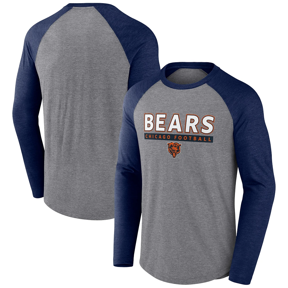 T-shirt à manches longues raglan tri-mélangé Chicago Bears Fanatics gris chiné/marine pour hommes