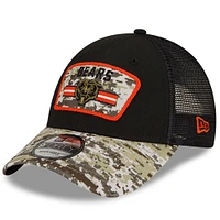 Chicago Bears 2021 Salute To Service de New Era pour homme, noir/camouflage - Casquette réglable Snapback Trucker 9FORTY