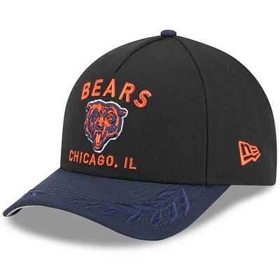 Casquette ajustable New Era 9FORTY M-Crown A-Frame pour homme, coloris noir/bleu marine, des Chicago Bears, draft NFL 2025
