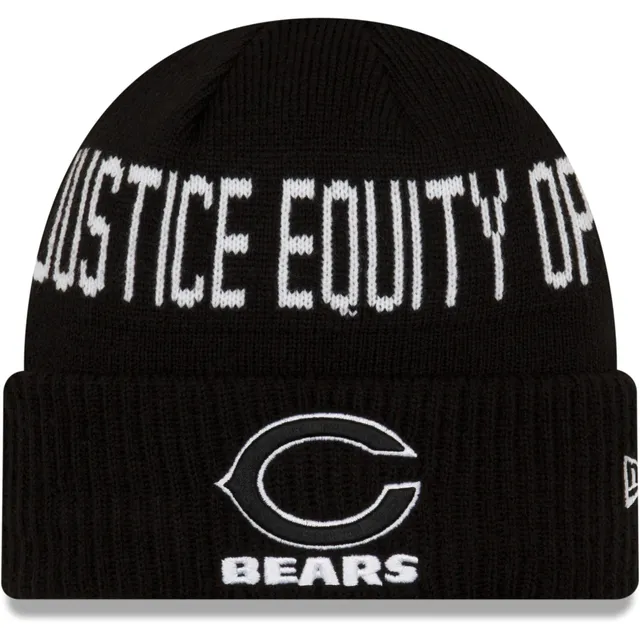 Chicago Bears New Era 2022 Sideline Cuffed Pom Knit Hat - Navy