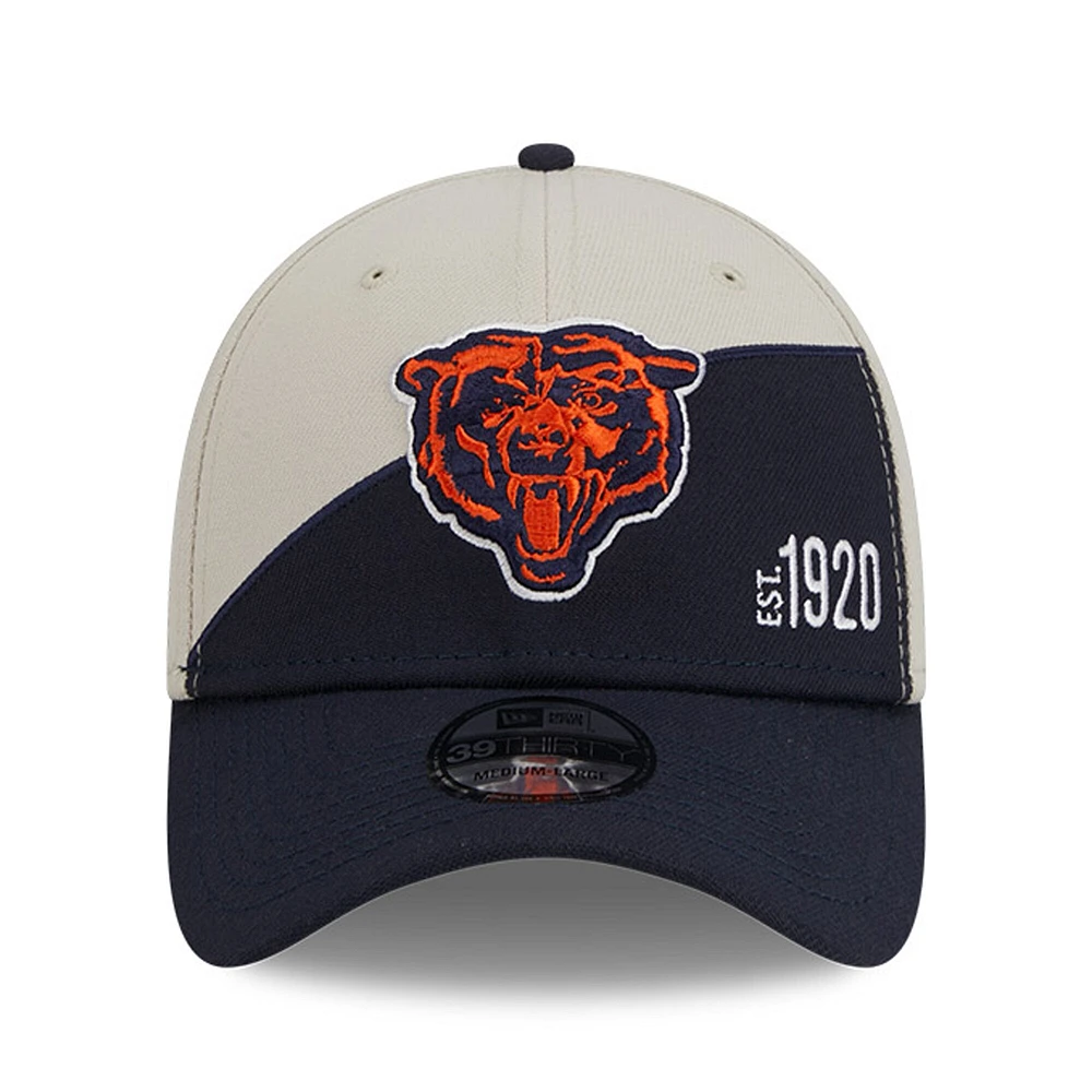 Casquette Flex New Era pour homme Chicago Bears 2023 Sideline Historic 39THIRTY crème/bleu marine