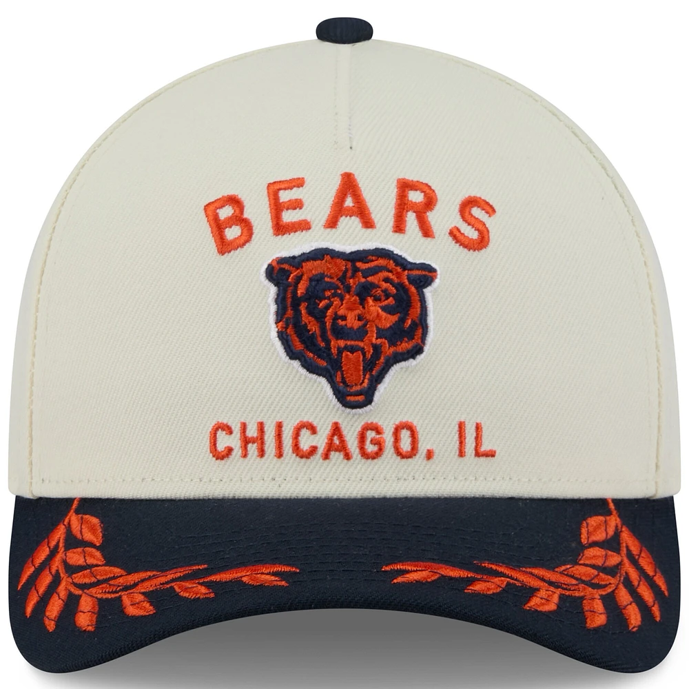 Casquette ajustable New Era 9FORTY A-Frame M-Crown pour homme, crème/bleu marine, Chicago Bears, draft NFL 2025