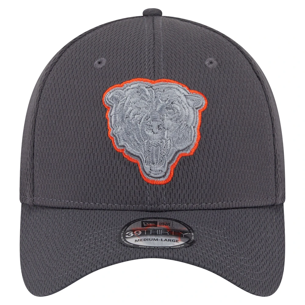 Men's New Era Graphite Chicago Bears  Main 39THIRTY Flex Hat