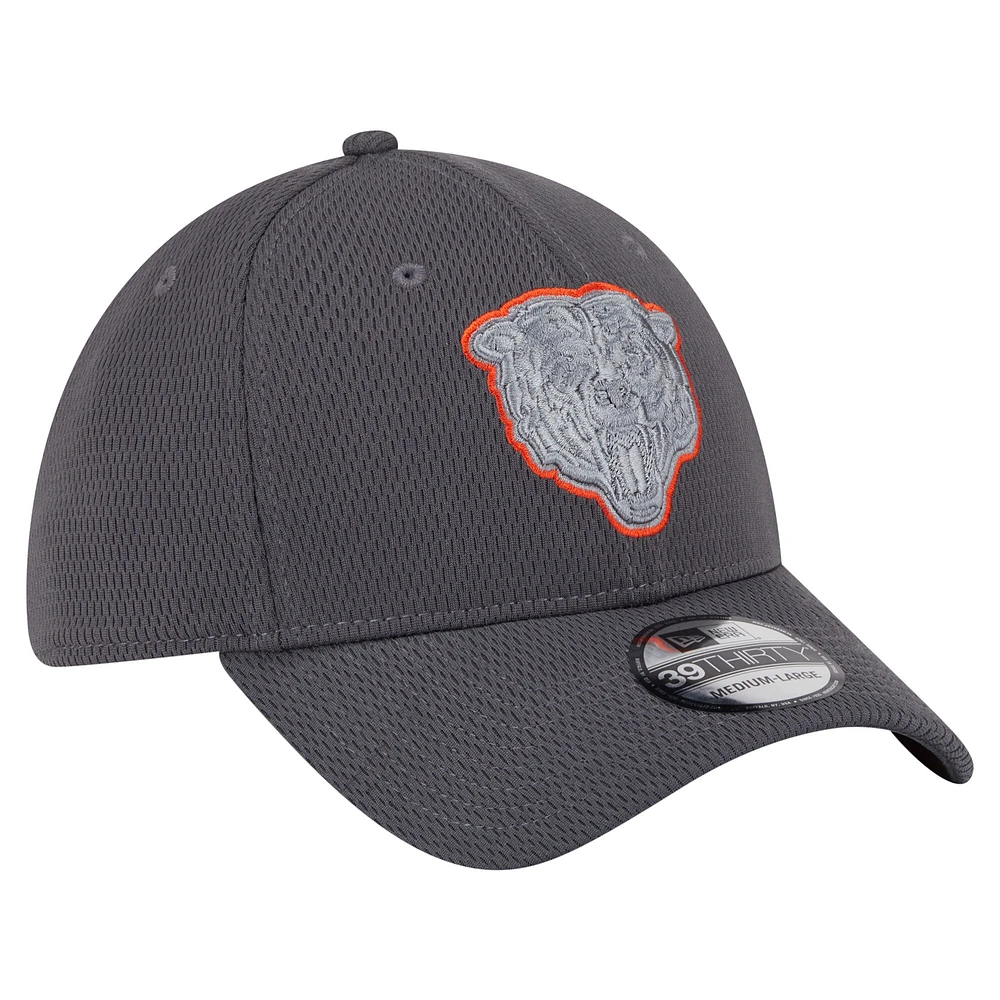 Men's New Era Graphite Chicago Bears  Main 39THIRTY Flex Hat