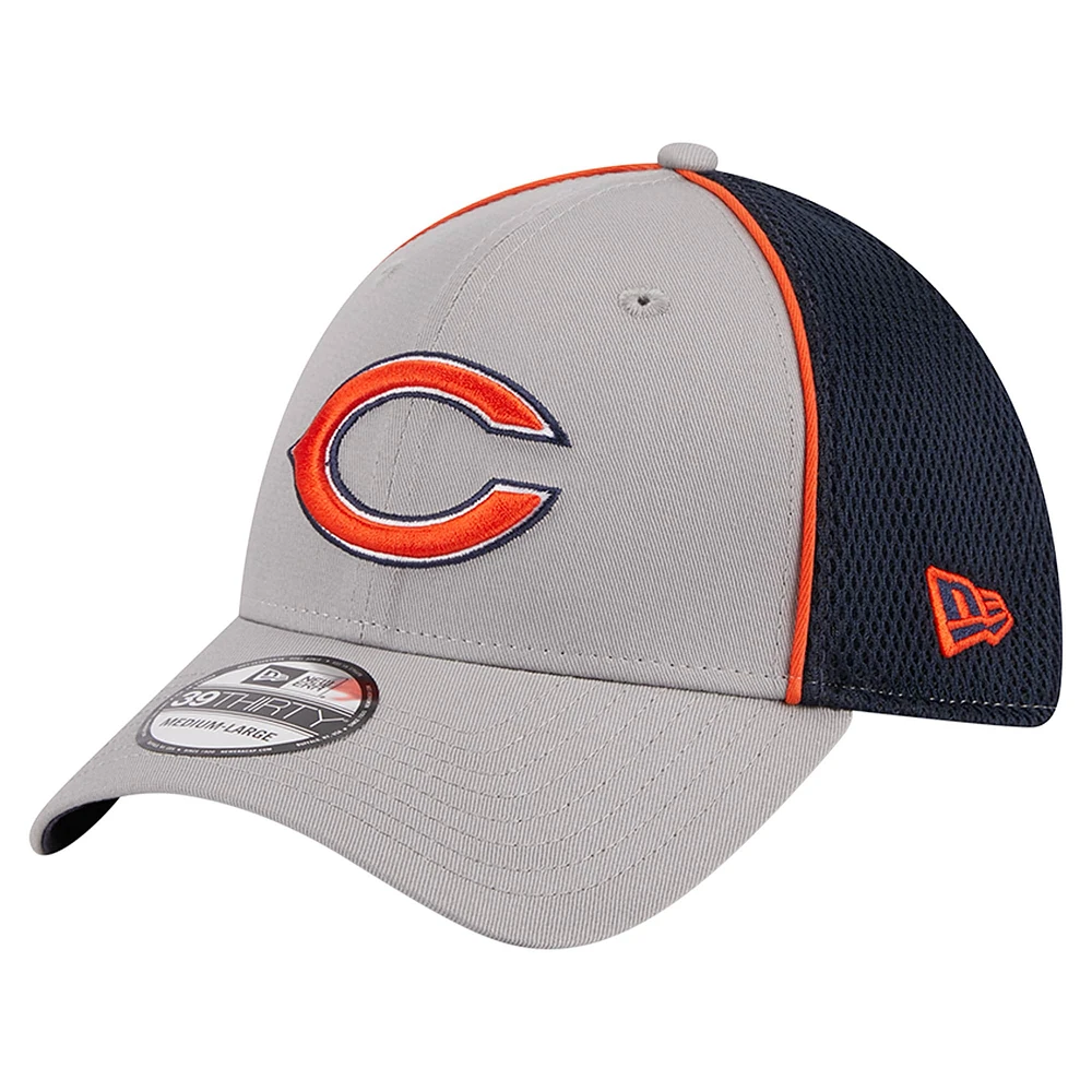 Casquette flexible 39THIRTY Chicago Bears Pipe New Era pour hommes, gris/bleu marine