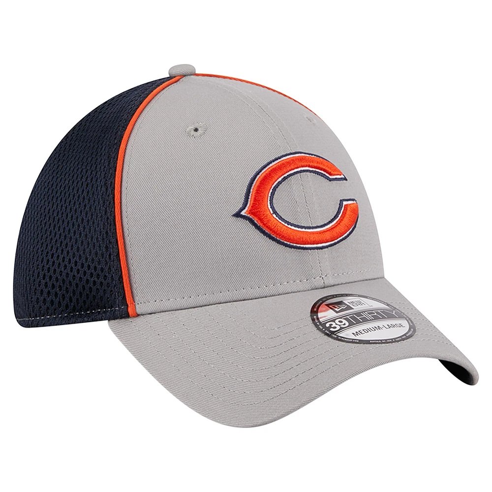 Casquette flexible 39THIRTY Chicago Bears Pipe New Era pour hommes, gris/bleu marine