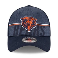 Casquette Flex Fit Chicago Bears 2023 NFL Training Camp Alternate Logo 39THIRTY New Era pour homme, bleu marine