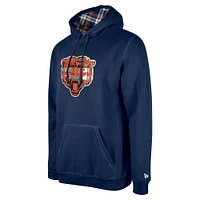 Men's New Era Navy Chicago Bears 3rd Down Plaid Pullover Hoodie