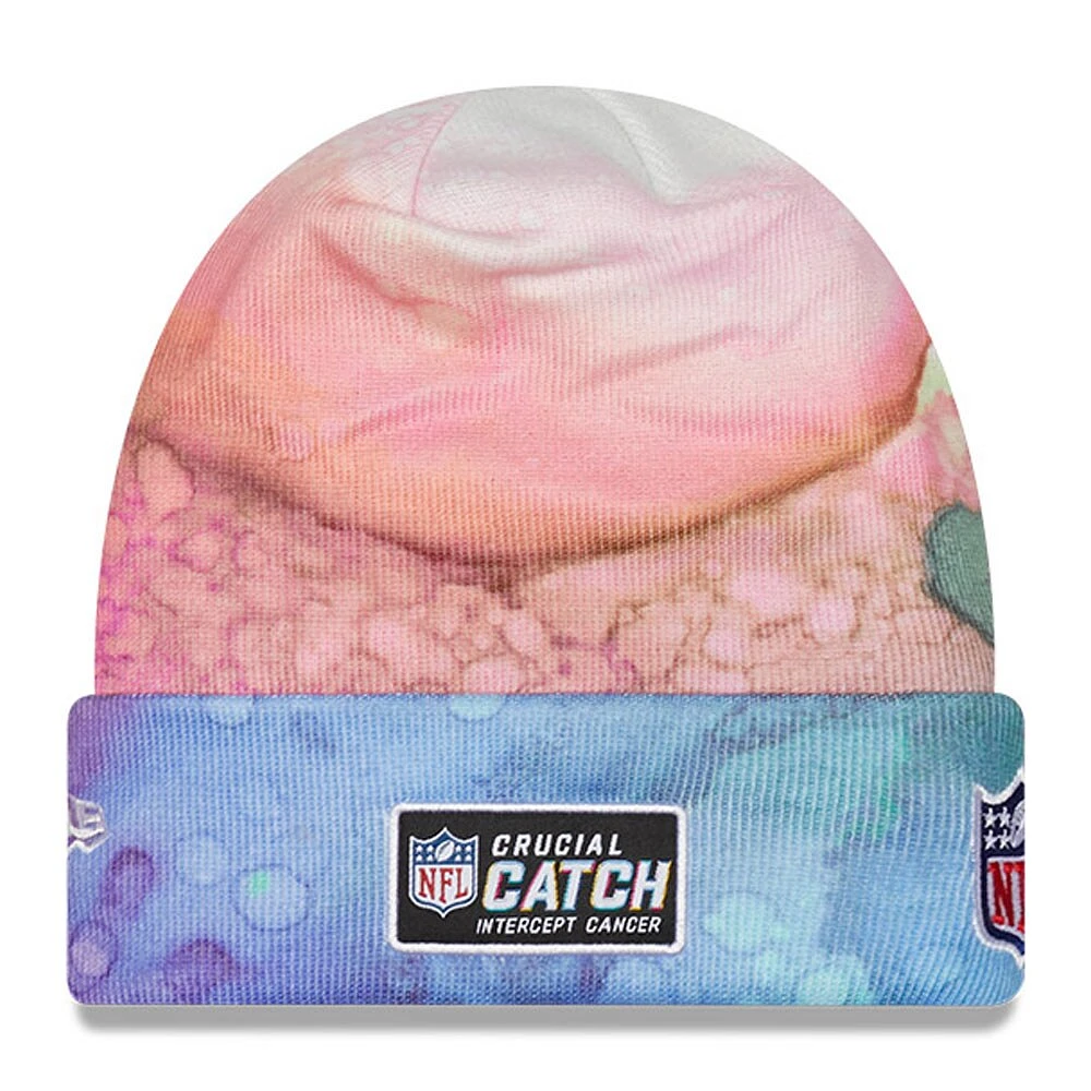 Bonnet en tricot Crucial Catch Chicago Bears 2022 NFL New Era pour homme, rose