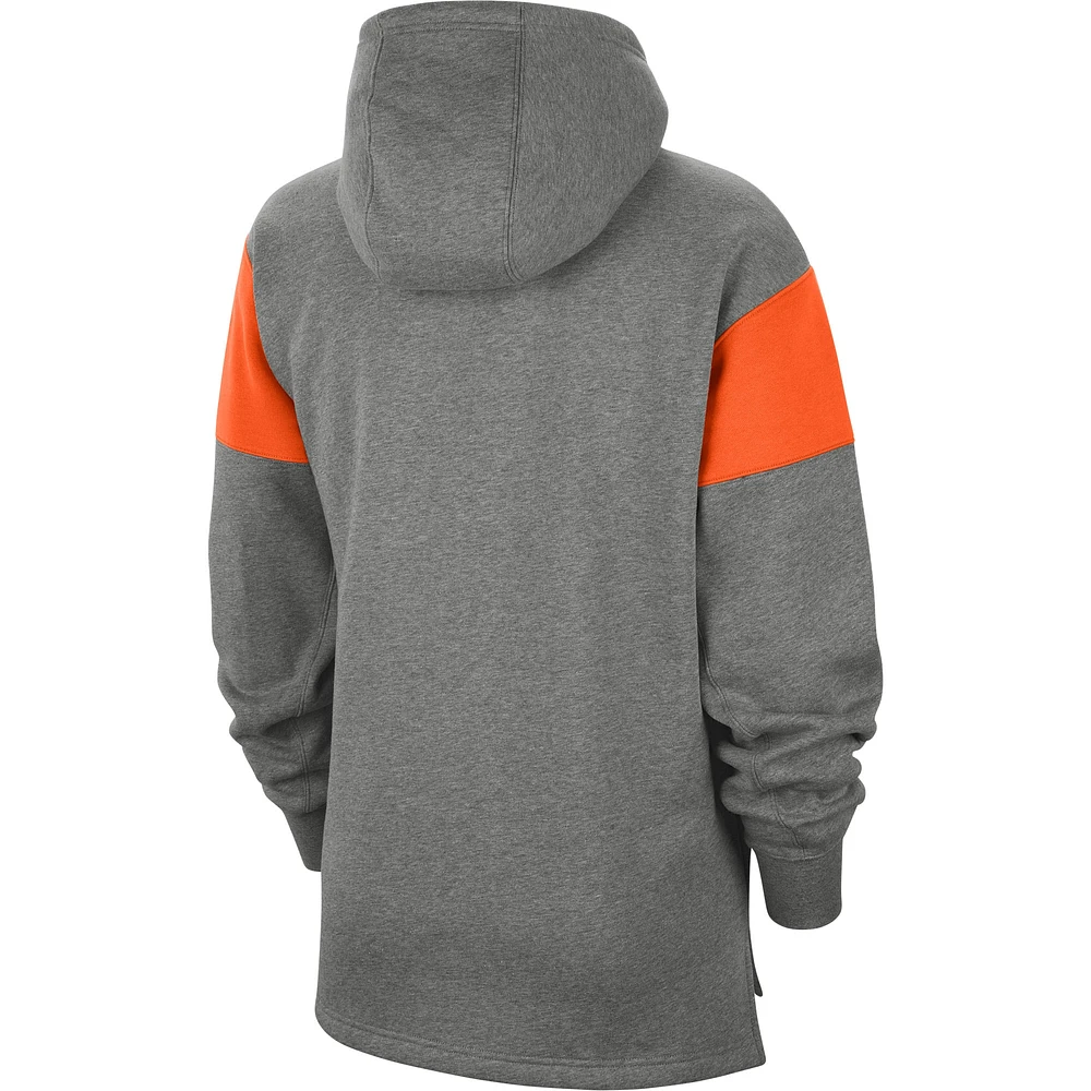 Men's Nike Heathered Gray Chicago Bears Fan Gear Historic Logo Pullover - Hoodie