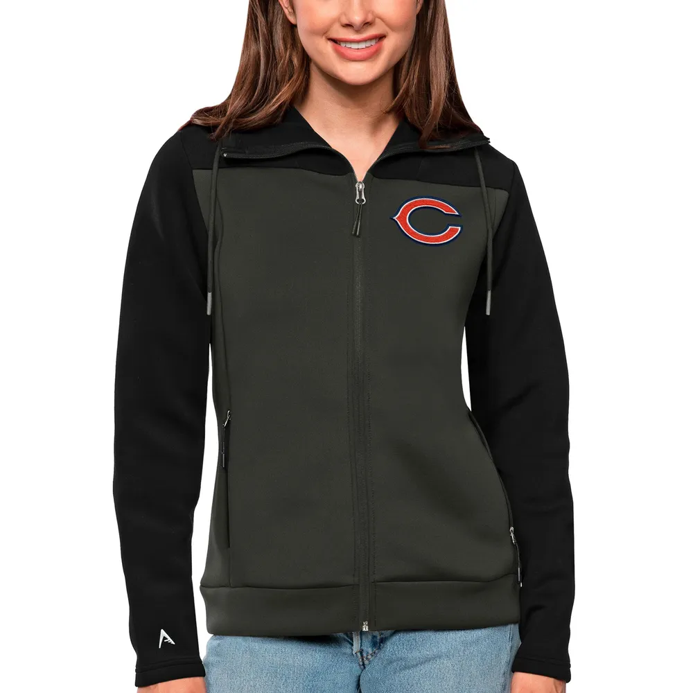 Men's Antigua Charcoal Chicago Bears Victory Pullover Hoodie