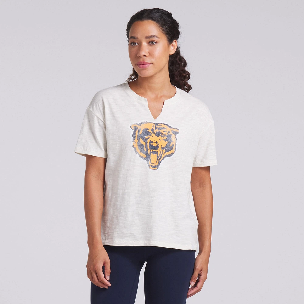 T-shirt boxy flammé Fanatics crème pour femme, motif Chicago Bears, Trick Play