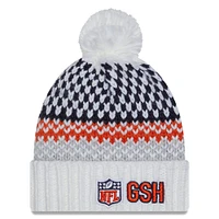 Women's New Era  White Chicago Bears 2023 Sideline Cuffed Knit Hat with Pom