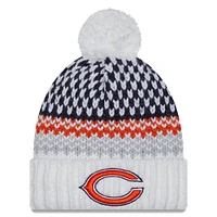Women's New Era  White Chicago Bears 2023 Sideline Cuffed Knit Hat with Pom